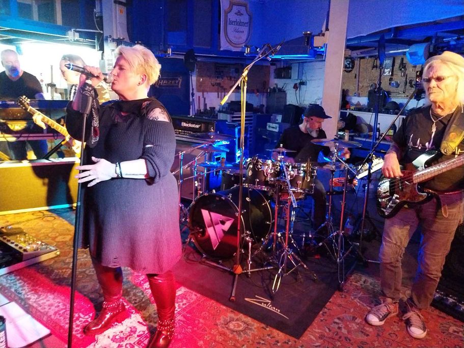 Vintage Project begeistern Live und draussen